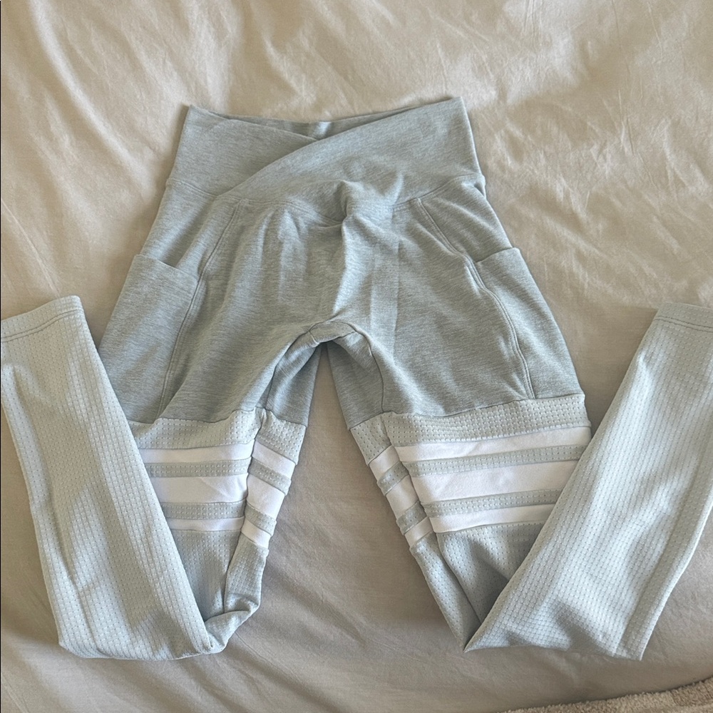 Bombshell Sportwear Scrunch Gray Leggings XS